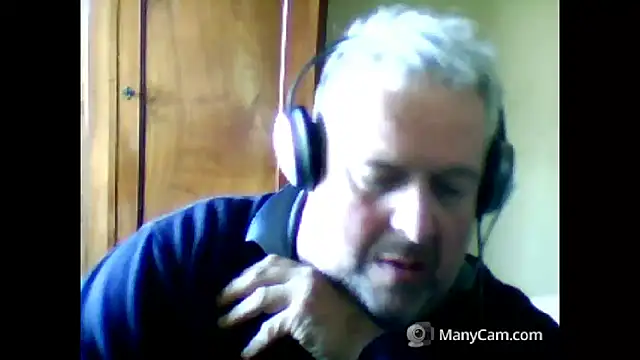 Snapshot of swichcassanesi chatting on February 2026 01:21:01 PM swichcassanesi online show from February 2026 01:21:01 PM