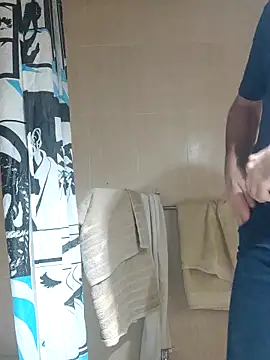 Snapshot of dollar_sub chatting on February 2026 06:53:01 PM dollar sub online show from February 2026 06:53:01 PM