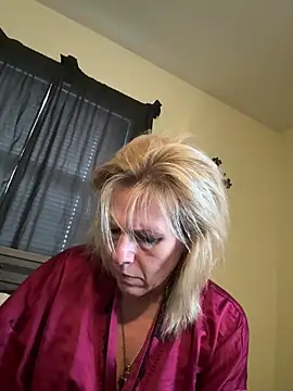 Snapshot of FireAfterDark chatting on February 2026 11:05:02 PM FireAfterDark online show from February 2026 11:05:02 PM