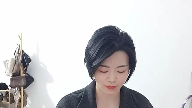 Snapshot of Nikishine chatting on March 2026 01:37:02 PM Nikishine online show from March 2026 01:37:02 PM