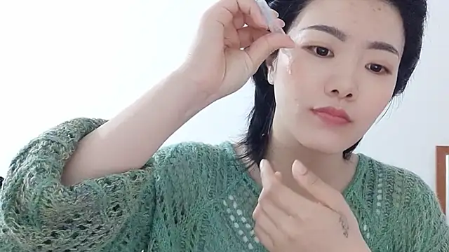 Snapshot of Nikishine chatting on March 2026 01:11:02 AM Nikishine online show from March 2026 01:11:02 AM