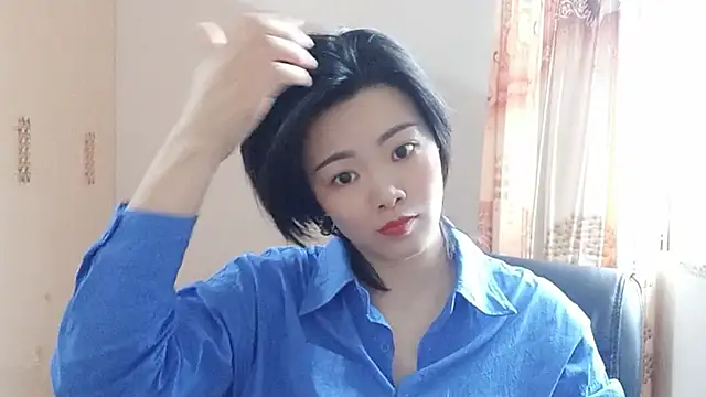 Snapshot of Nikishine chatting on April 2026 05:05:01 AM Nikishine online show from April 2026 05:05:01 AM