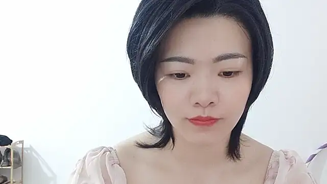 Snapshot of Nikishine chatting on April 2026 01:32:01 AM Nikishine online show from April 2026 01:32:01 AM