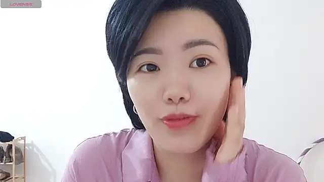 Snapshot of Nikishine chatting on April 2026 01:08:01 AM Nikishine online show from April 2026 01:08:01 AM