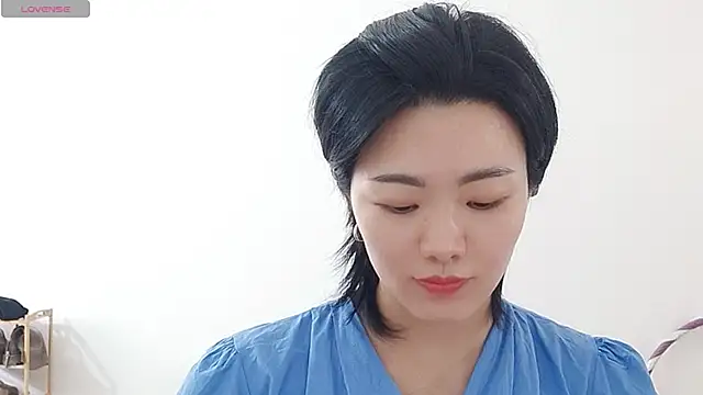 Snapshot of Nikishine chatting on April 2026 05:55:02 AM Nikishine online show from April 2026 05:55:02 AM