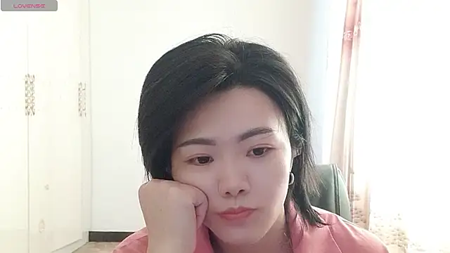 Snapshot of Nikishine chatting on May 2026 06:52:01 AM Nikishine online show from May 2026 06:52:01 AM