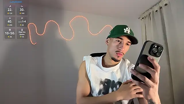 Snapshot of rafael_stone11 chatting on February 2026 04:31:01 AM rafael stone11 online show from February 2026 04:31:01 AM