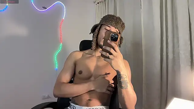 Snapshot of rafael_stone11 chatting on February 2026 02:56:02 AM rafael stone11 online show from February 2026 02:56:02 AM