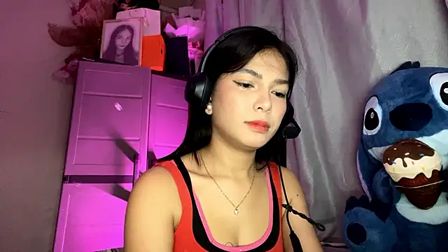 ConstancePorrini online show from February 2026 10:33:02 AM