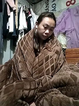 Snapshot of Bella-222 chatting on February 2026 10:06:02 PM Bella-222 online show from February 2026 10:06:02 PM