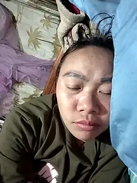 Snapshot of Bella-222 chatting on February 2026 10:55:01 AM Bella-222 online show from February 2026 10:55:01 AM