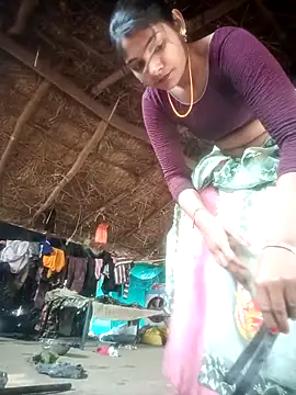 Snapshot of Hotty_raghni chatting on February 2026 07:57:01 AM Hotty raghni online show from February 2026 07:57:01 AM