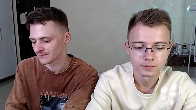 NikiKerryCum online show from July 2026 12:03:01 PM