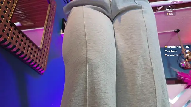 Snapshot of Ladyy_brownn chatting on February 2026 11:33:01 AM Ladyy brownn online show from February 2026 11:33:01 AM