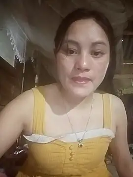 Snapshot of Momo-biki chatting on May 2026 02:08:02 AM Momo-biki online show from May 2026 02:08:02 AM