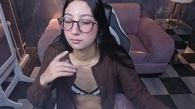 Sophie jones b online show from March 2026 01:17:01 PM