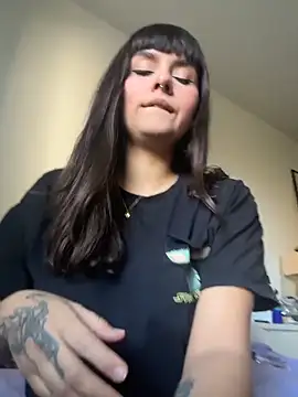 Snapshot of lovelyjinny chatting on March 2026 10:32:01 AM lovelyjinny online show from March 2026 10:32:01 AM