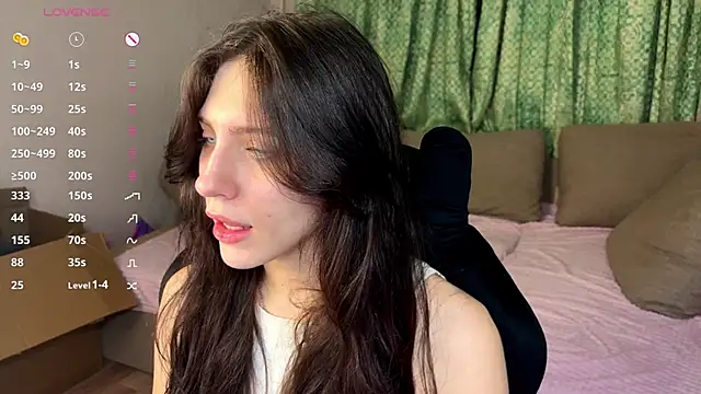 Snapshot of lunawho chatting on May 2026 09:44:02 PM lunawho online show from May 2026 09:44:02 PM