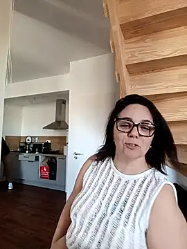 pulpeuse64 online show from March 2026 08:18:02 AM