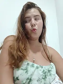 Snapshot of lyss_muller chatting on July 2026 12:06:02 AM lyss muller online show from July 2026 12:06:02 AM