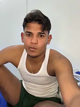 Snapshot of DavShi chatting on February 2026 08:10:02 PM DavShi online show from February 2026 08:10:02 PM