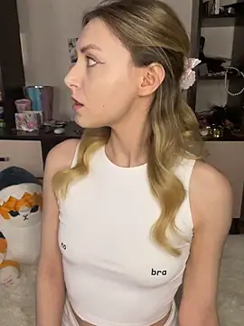 Leecey online show from February 2026 11:53:01 AM