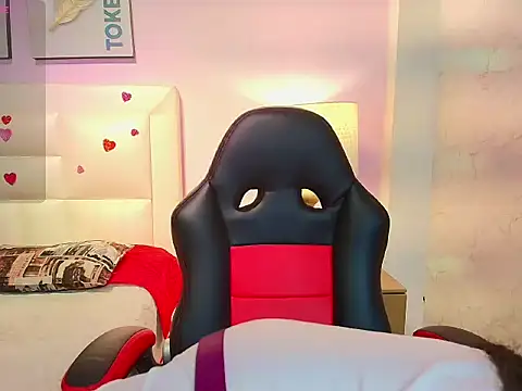 Snapshot of AmyTorres_ chatting on February 2026 07:58:02 PM AmyTorres online show from February 2026 07:58:02 PM