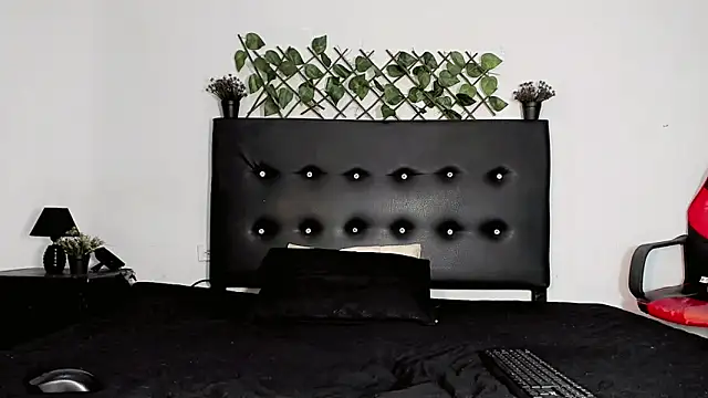 JERO TEASE S7S online show from April 2026 02:38:01 AM