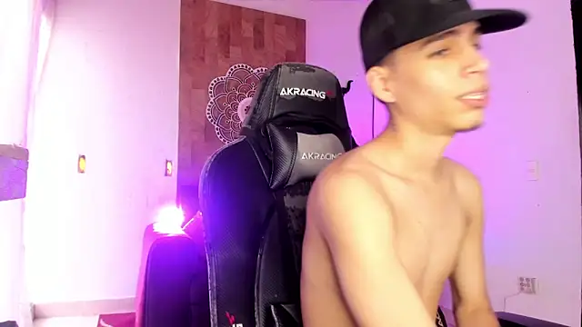 juan posada online show from February 2026 07:21:01 PM