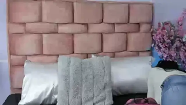 Snapshot of amy_noa chatting on February 2026 12:40:02 AM amy noa online show from February 2026 12:40:02 AM