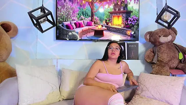 Snapshot of amy_noa chatting on February 2026 12:32:01 AM amy noa online show from February 2026 12:32:01 AM