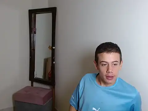 Snapshot of jac0b_x chatting on February 2026 04:17:02 AM jac0b x online show from February 2026 04:17:02 AM