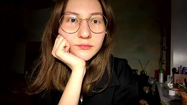 Miaaa Moon online show from March 2026 04:10:02 PM