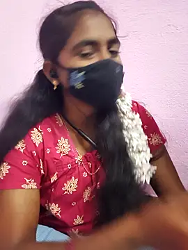 Snapshot of Tamil_Hot_Shana chatting on February 2026 04:00:01 PM Tamil Hot Shana online show from February 2026 04:00:01 PM