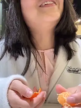 xinxin201201 online show from April 2026 10:49:02 AM