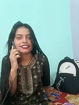 Snapshot of 18_year_old_girl chatting on April 2026 03:06:01 AM 18 year old girl online show from April 2026 03:06:01 AM