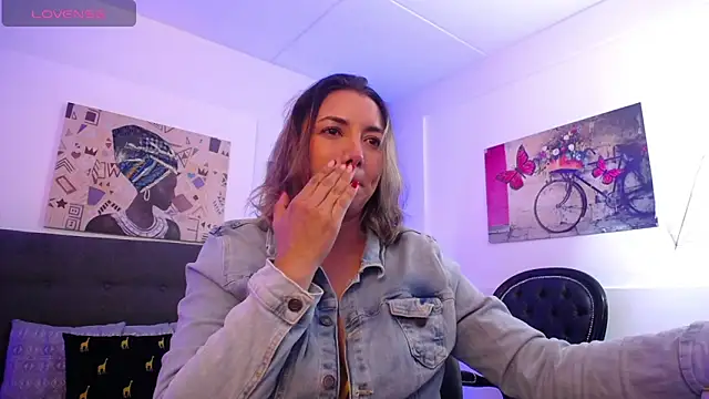 Snapshot of milfsecret69 chatting on June 2026 10:52:01 AM milfsecret69 online show from June 2026 10:52:01 AM