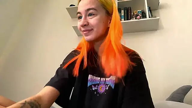 EmilyHein online show from February 2026 06:10:02 AM