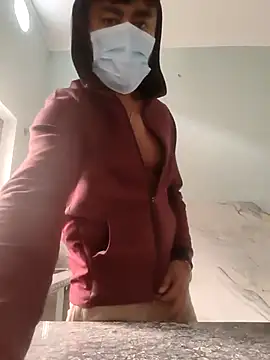 Snapshot of newtube0 chatting on February 2026 07:18:01 AM newtube0 online show from February 2026 07:18:01 AM