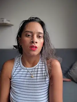 LunaHeat online show from February 2026 09:07:01 PM