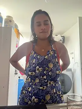 LunaHeat online show from June 2026 05:01:02 PM