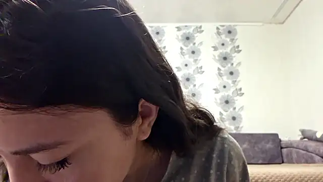 Snapshot of ZyntraLoom chatting on February 2026 02:00:02 PM ZyntraLoom online show from February 2026 02:00:02 PM