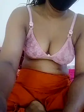 Toma7890 online show from April 2026 02:12:02 AM