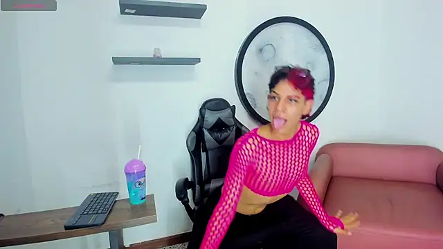 Snapshot of Philipp-Jones chatting on February 2026 12:19:01 PM Philipp-Jones online show from February 2026 12:19:01 PM