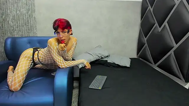 Snapshot of Philipp-Jones chatting on February 2026 12:12:01 PM Philipp-Jones online show from February 2026 12:12:01 PM