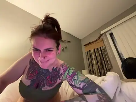 Snapshot of Sexysanka chatting on February 2026 04:19:01 AM Sexysanka online show from February 2026 04:19:01 AM