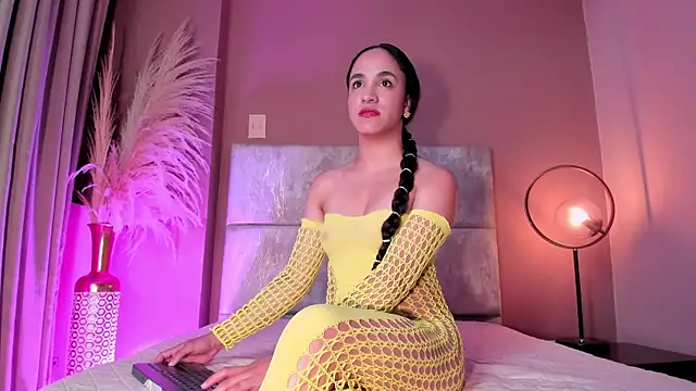 Snapshot of CelesteQueeen chatting on April 2026 12:29:02 PM CelesteQueeen online show from April 2026 12:29:02 PM