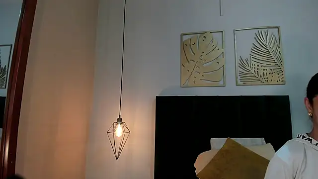 Snapshot of CelesteQueeen chatting on May 2026 12:32:02 PM CelesteQueeen online show from May 2026 12:32:02 PM