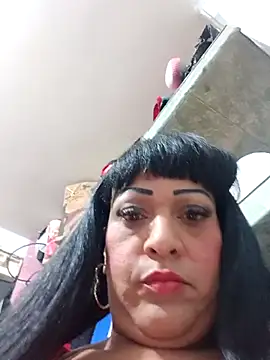 Snapshot of SabrinaColin chatting on May 2026 03:34:01 AM SabrinaColin online show from May 2026 03:34:01 AM