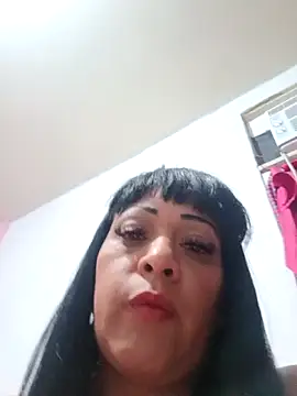 Snapshot of SabrinaColin chatting on May 2026 11:12:02 PM SabrinaColin online show from May 2026 11:12:02 PM